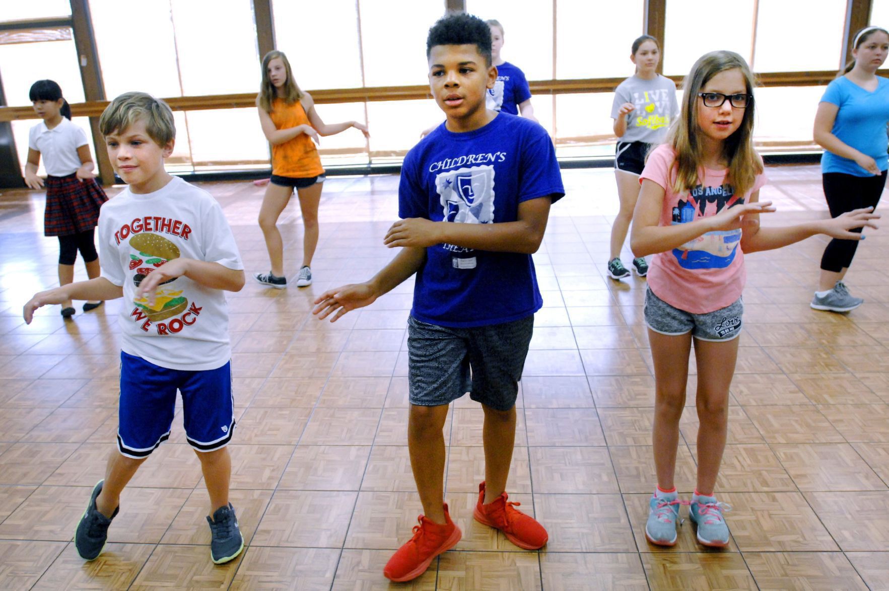 Take part in a summer youth sports session!